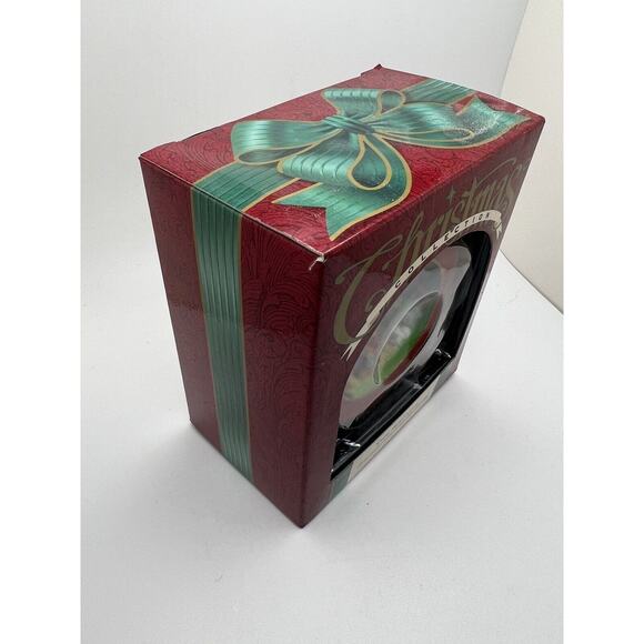 Zondervan Christmas Collection - The Nativity Ornament Holy Family Jesus Manger - Picture 2 of 5